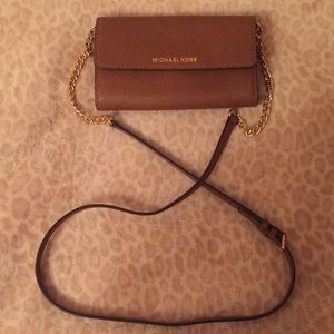 Michael Kors Jet Set Travel Saffiano Crossbody